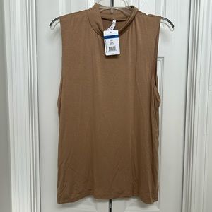 NWT Leo & Nicole Tan Tank